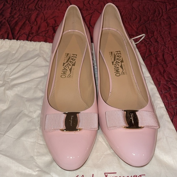Salvatore Ferragamo Women’s Pink Wedge Shoes SZ 11C. - Picture 4 of 8